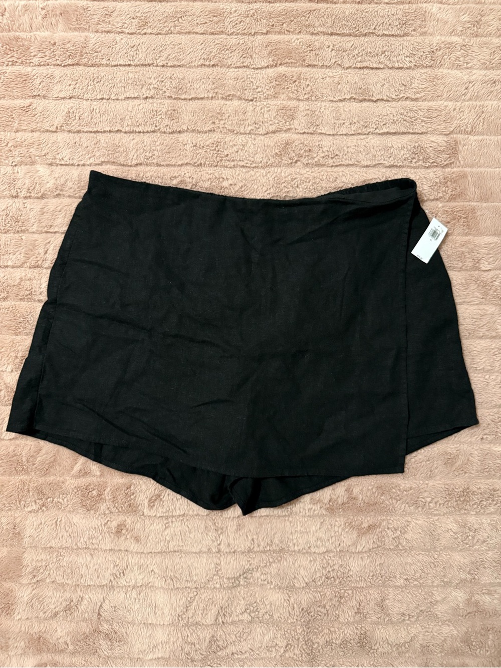 NEW Old Navy Black Wrap-Front Skort
